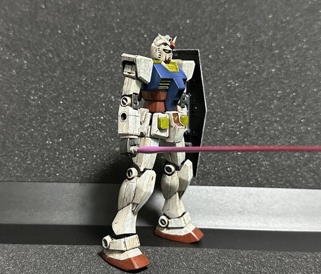 RX-78-2 ガンダム–4枚目/制作者：インタクス
