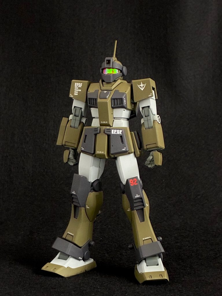 塗装もMSVの配色に近いものとしました。