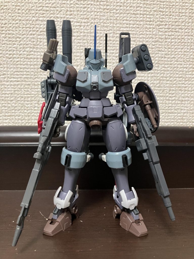 作品名：重武装は正義w<p>重武装の時に右背のキャノンは一門だけにしてたけど、どうせなら2門にしちゃおうと思ってやってみたら意外とこっちの方がよく見えるwまぁ明らかに積載過多だけど、ゴリゴリの武装ってロマンですよねw🤣</p>
