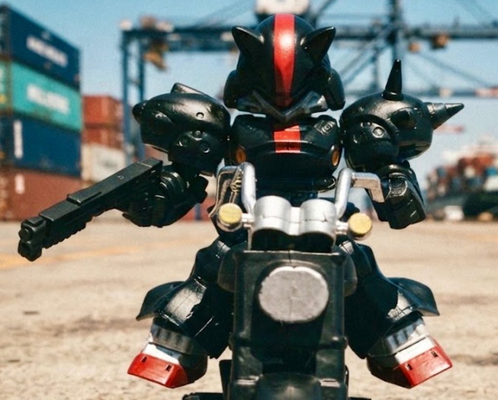 さらに感はをもう1機買って黒け塗装してシャドウ(ソニックの同型のライバル)っぽく。
