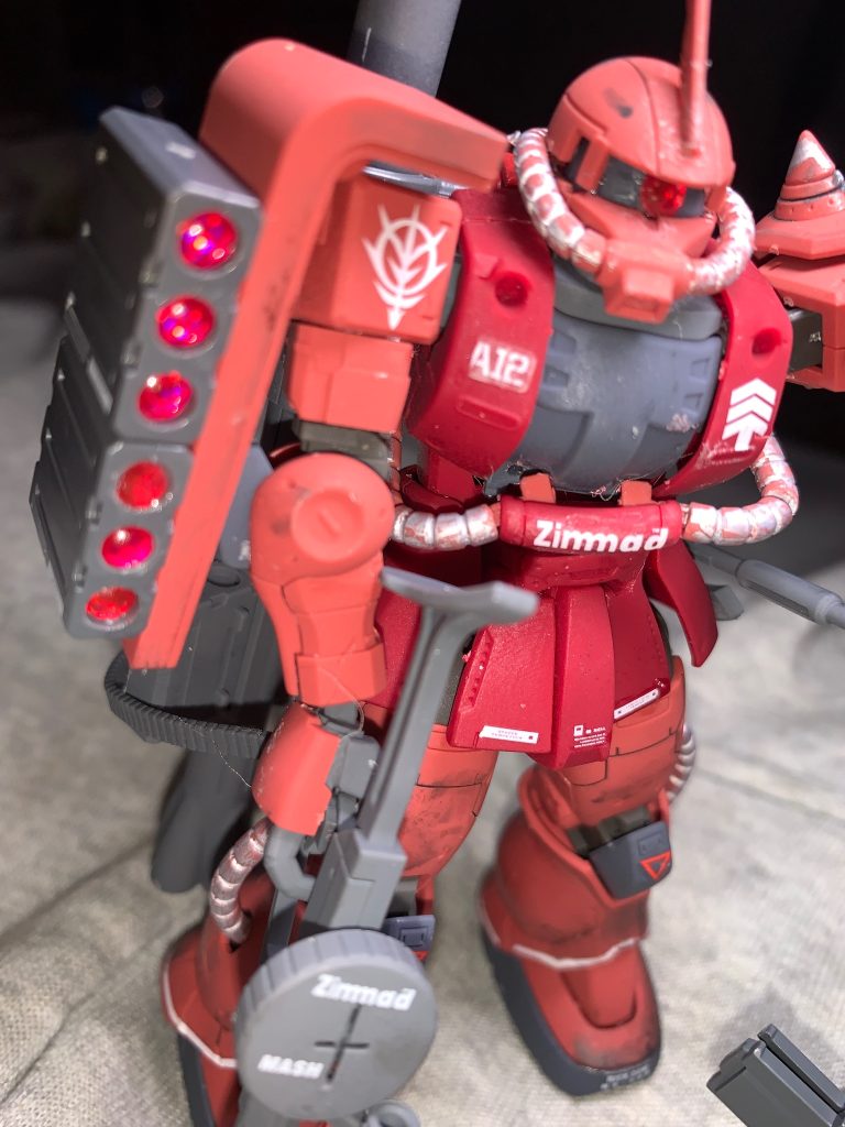 マウントシールドにストーンレンズを埋め込みました。