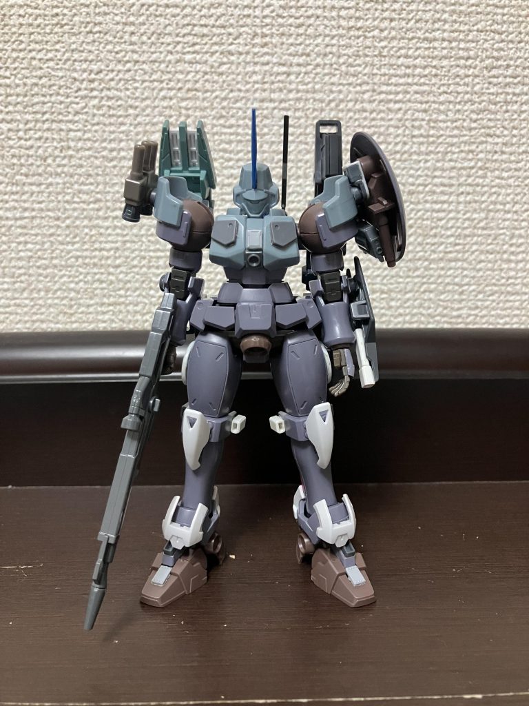 初期状態から徐々に変化、武装強化して行く感じでwフロントアーマーも追加してみたんだけど、何か違和感ありますかね？同じリーオータイプのレオンのパーツにするのがベストなんでしょうけど、パーツ取りの為だけに買うのは勿体ないなぁ [&hellip;]（2枚目）