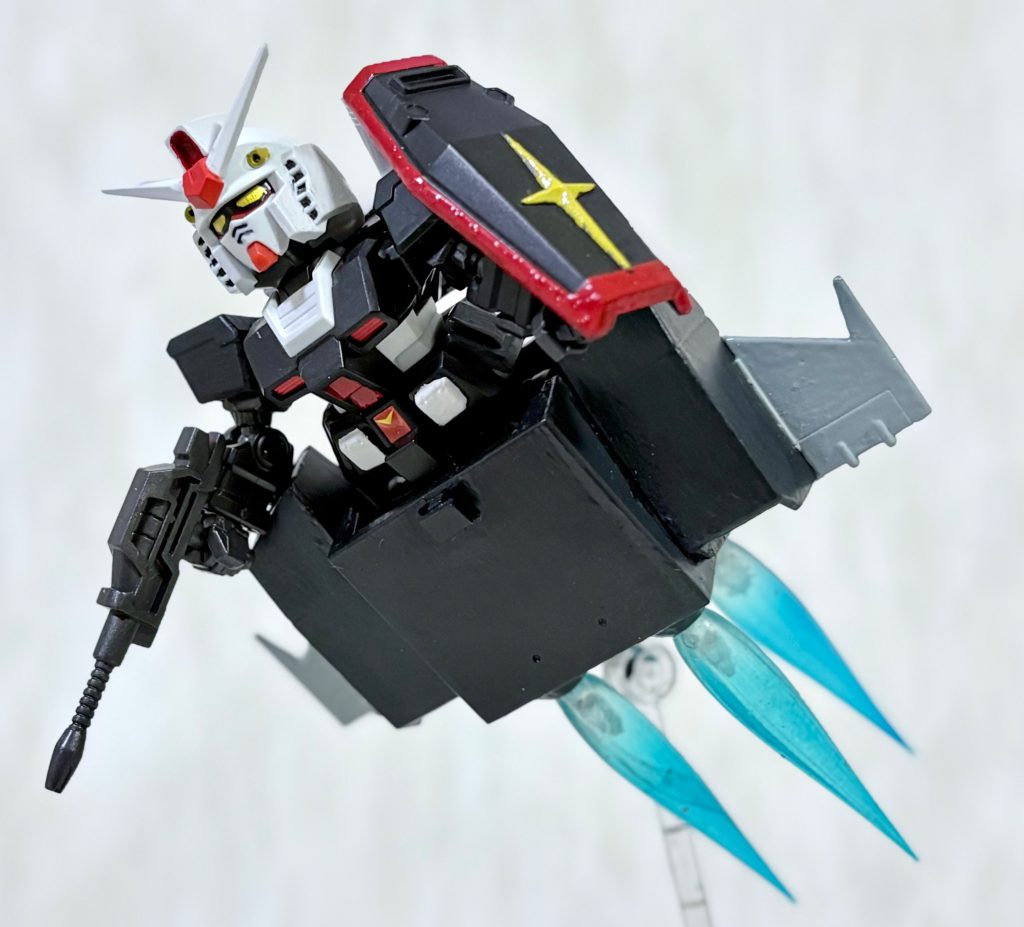 今回の作例はモビリティジョイントでGファイターを買い逃した方向けのミキシングである。