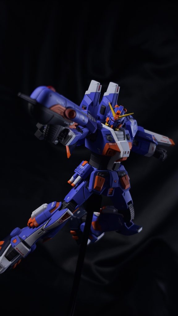 HG 水中型ガンダム–4枚目/制作者：よつうさ