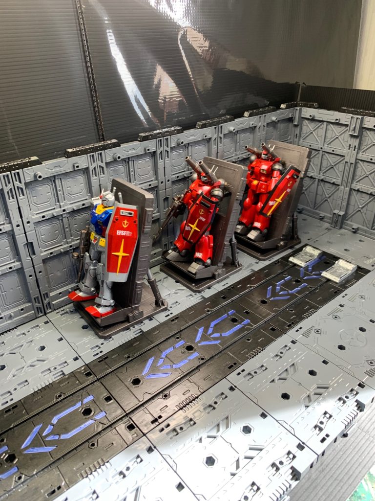 ガンダム、ガンキャノン108、109