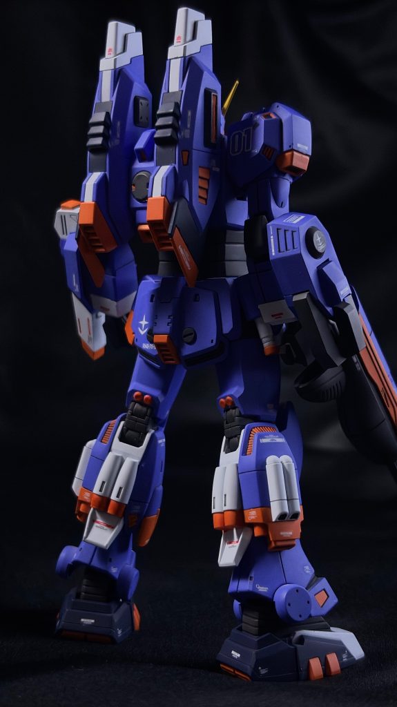 HG 水中型ガンダム–5枚目/制作者：よつうさ