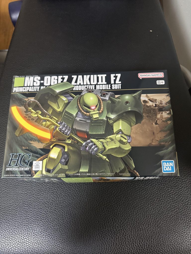 作品名：シルバーウィークの戦利品<p>自分が一番最初に、何も考えずただ組んだプラモデル。 今日たまたま見つけて確保しました。 今作ったらどうなるのかちょっと楽しみ。</p>
