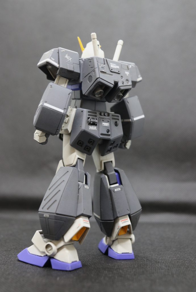 目立たないですが、チョパムアーマーもいろいろディティールアップしてます