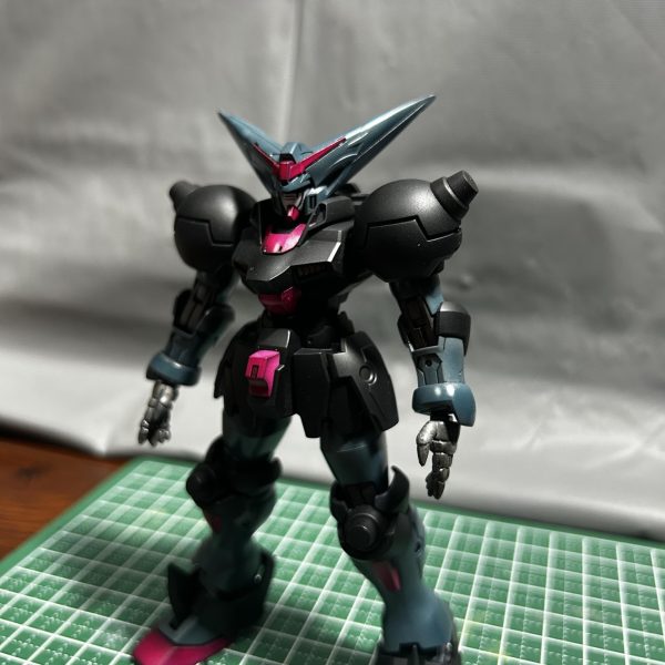 無性に風雲再起が作りたくなって作ってたはずなのに気づいたらマスターガンダムが出来上がってきたっていう…&nbsp;（2枚目）
