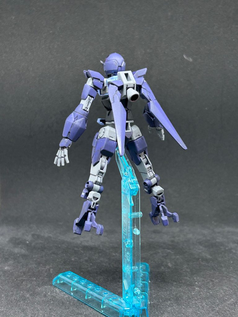 背面。