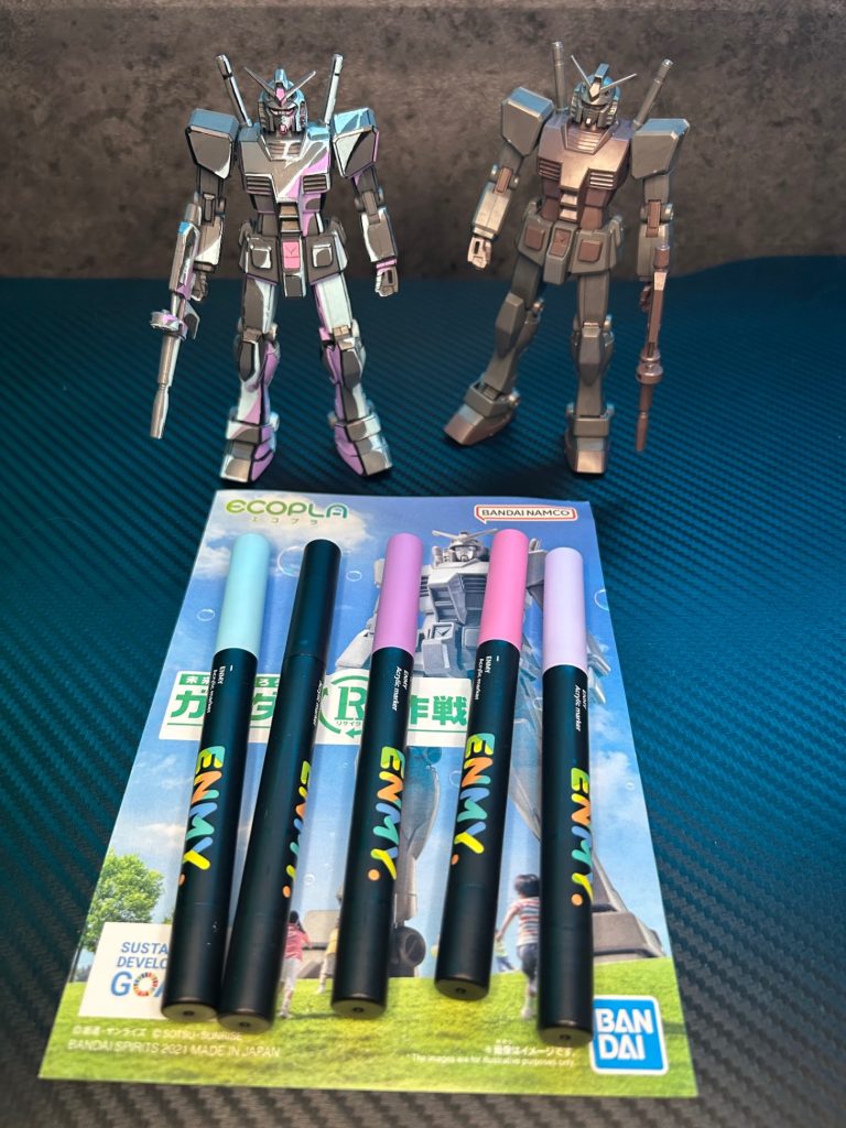 ガンダムR作戦–3枚目/制作者：トチプラ