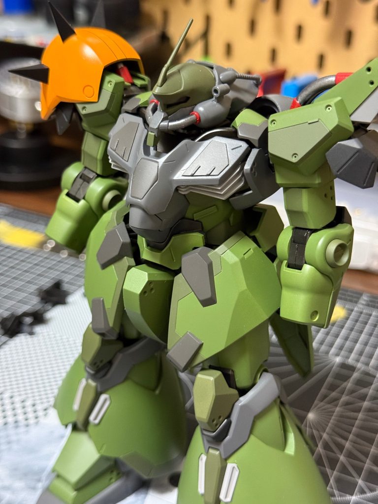（なんでやねん）ってつぶやいた時のやつ