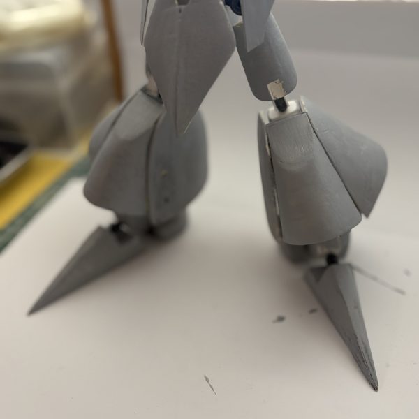 膝パーツのデザインが決まんなくて時間だけがすぎてく。、、（3枚目）