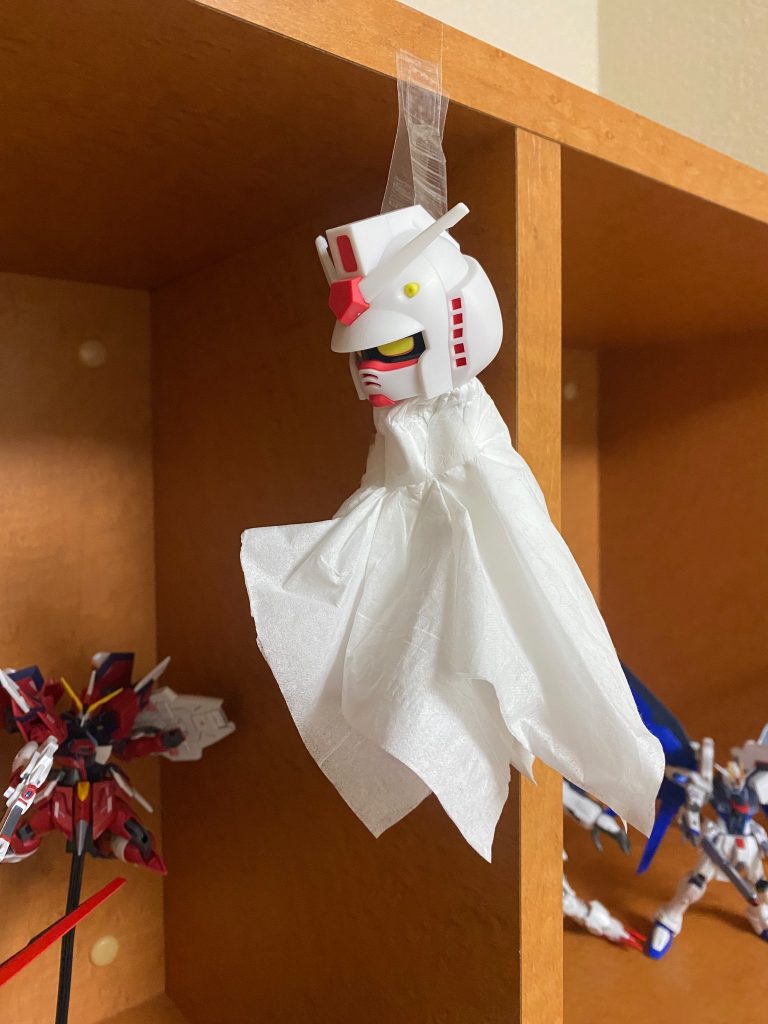 てるてるガンプラくん