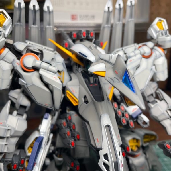 HG 1/144 アリュゼウス