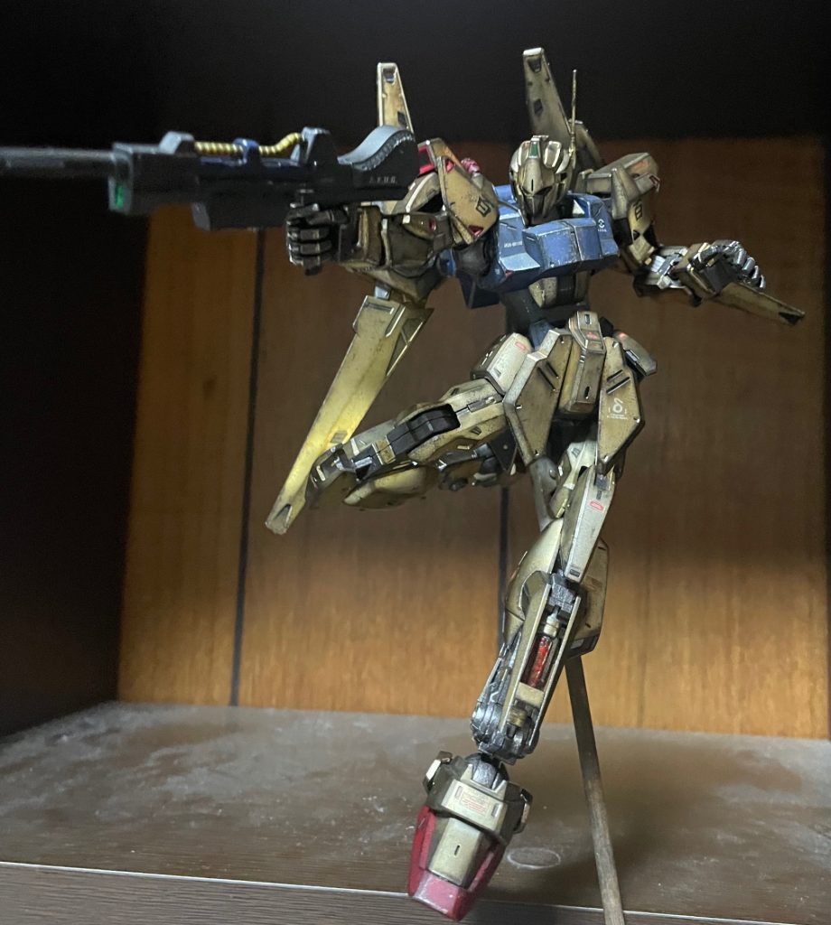 胴体はドライブラシした上にリアルタッチマーカー1を乗せてぼかして落ち着かせています！