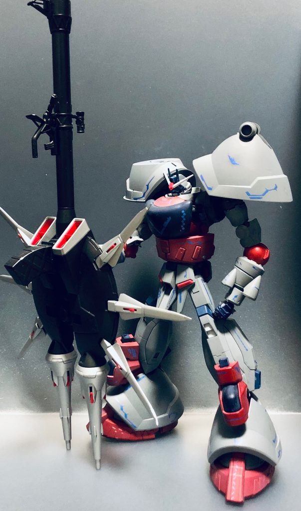 実に2年ぶりの投稿で最近漸くガンプラに再びハマれる日が来たのでまたミキシングやろうと思い作ってみました。今回のコンセプトはとにかく『少ないキット数、手に入りやすいキットで面白いモノを作る』でした。一時期よりはマシになって来たものの、まだまだ何でも手に入りやすい訳では無いガンプラ。あるもので良いモノを作れたら、それが一番楽しい楽しみ方な気がしますご拝見ありがとうございました