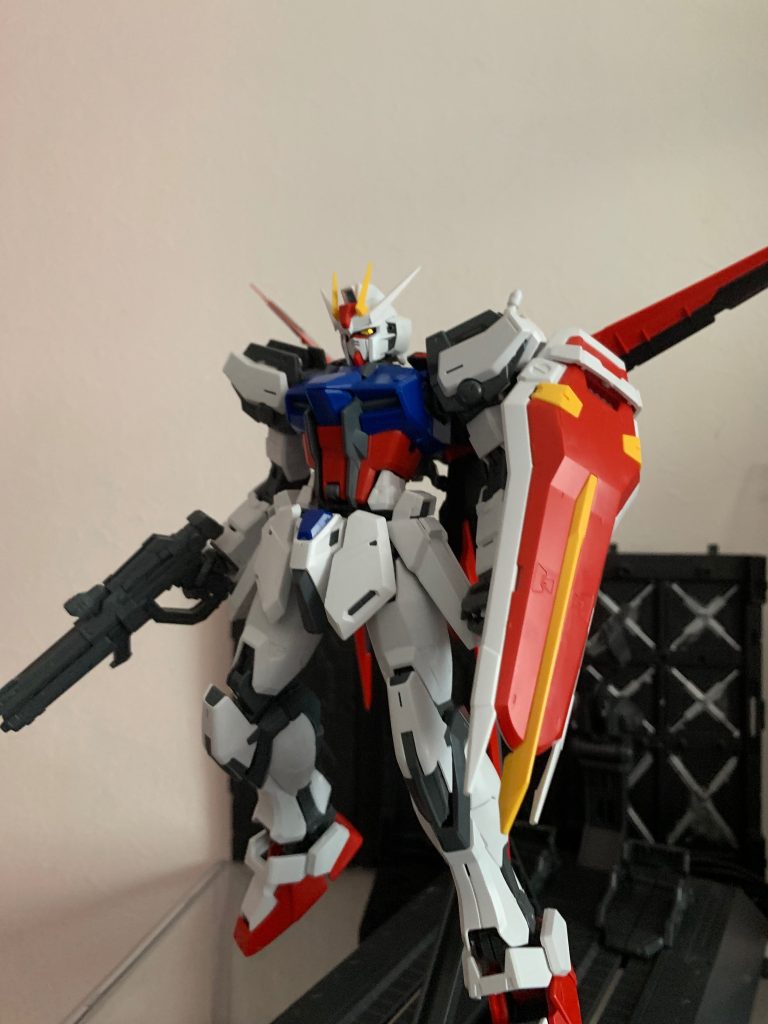 エールストライカーを装備