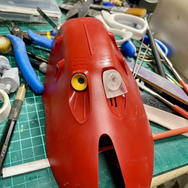 ※背中の3本のプロペラントタンクの折れてた接続部を修復。※欠品だったリアスカートアーマーの大型バーニアを自作。※このREナイチンゲールの為にディスプレイスタンドを改修。※HGと揃い踏み。（3枚目）