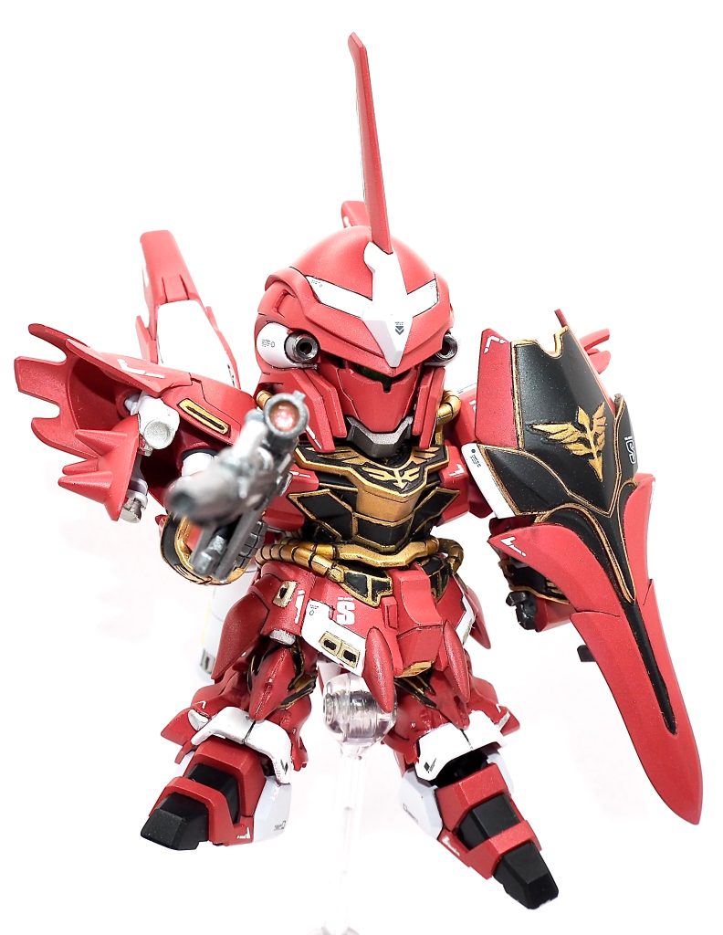 搭乗者フル・フロンタルのパイロットスーツの配色を参考に白を加えてみました。リバウっぽさもあります。