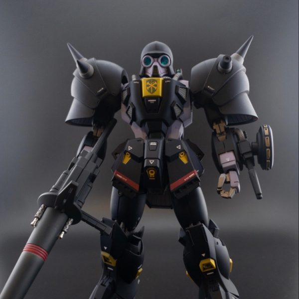 RE/100 デナン・ゾン