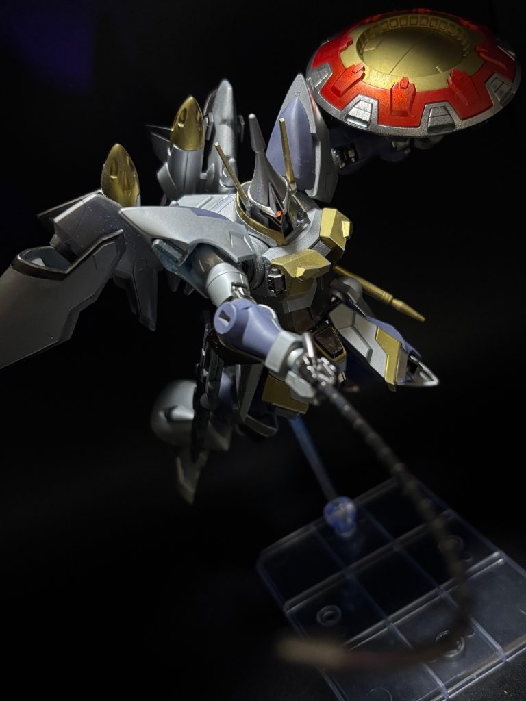 MA-M767E スレイヤーウィップヒートロッドです。キットでは、ハンドパーツと一体成形されてます。塗装がめんど…しづらいので、ハンドパーツと一括で同じ色にしました。
