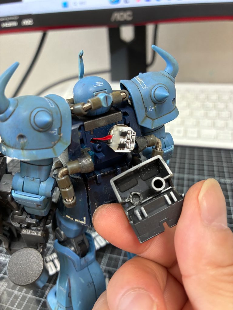 お馴染みの磁石スイッチユニットが、ランドセルのちよい加工で上手くハマったんですよ。