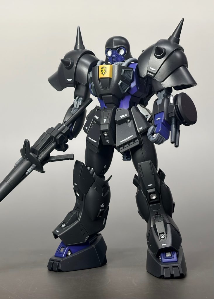 RE/100 デナンゾンを黒の戦隊カラーに全塗装しました。カラーレシピはベルガギロスを参考に制作。