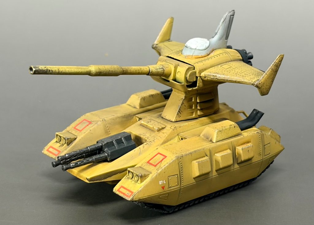 旧キット マゼラアタックを砂漠戦仕様カラーに全塗装。久しぶりの旧キット制作。
