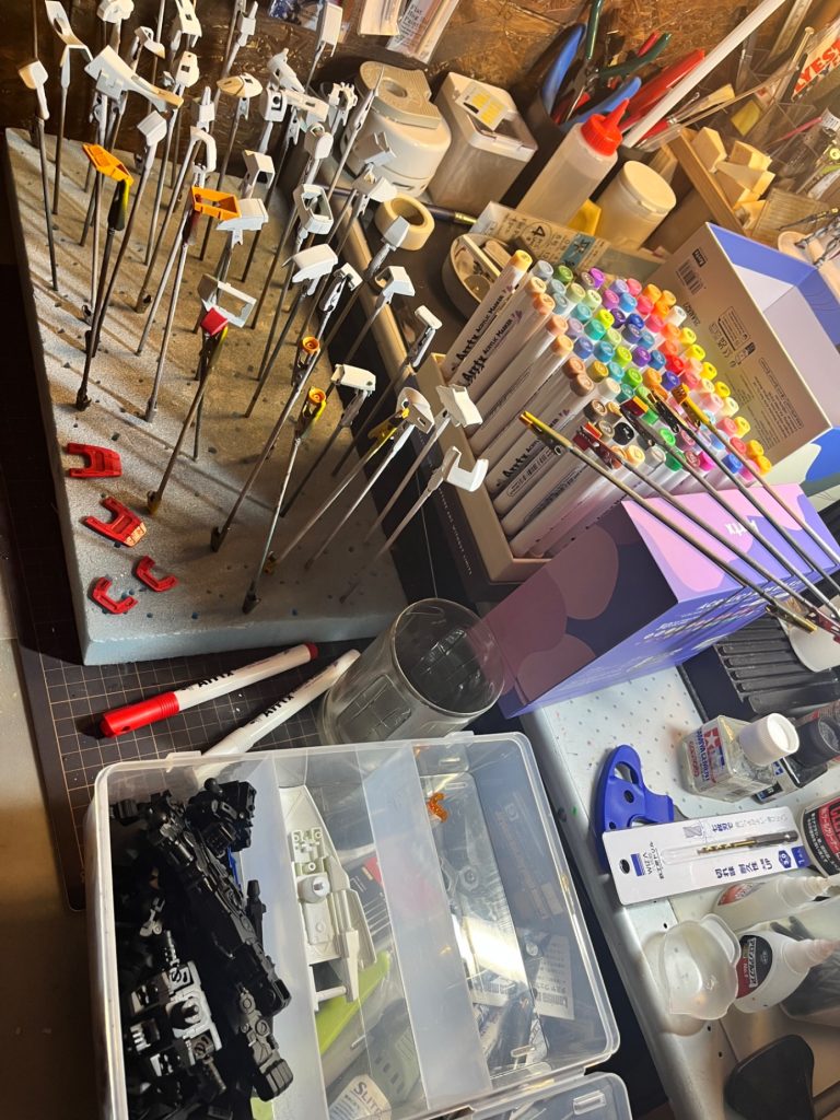 中古ネモをリペイント！アムロ専用機–3枚目/制作者：metro
