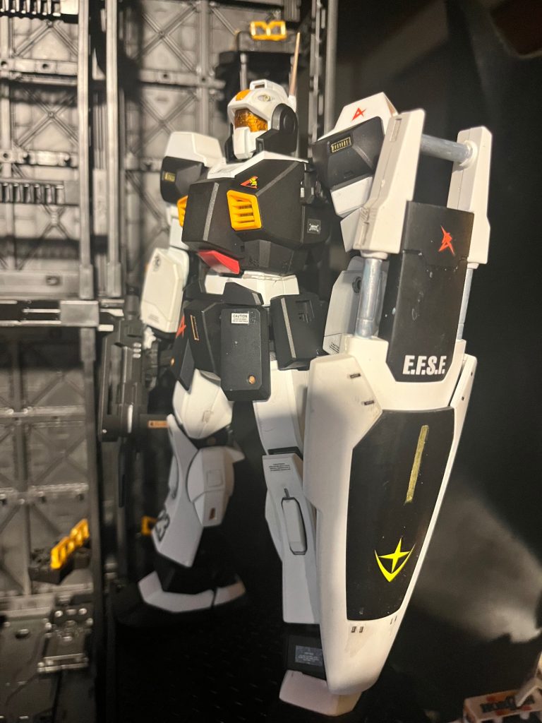 中古ネモをリペイント！アムロ専用機