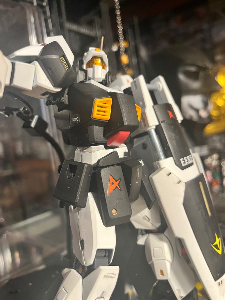 νガンダムカラーに塗装しましたが、ディジェやZガンダム、Zプラスなどアムロ専用は多いからネモには乗らんやろ？模擬戦用？