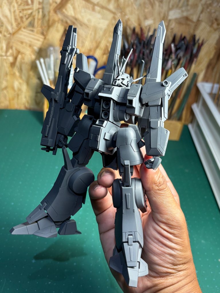 最後に工作後のサフ状態です。表面処理を今までより少しだけ真面目にやりました。次はもっと頑張ります。ここまで見て頂き、ありがとうございました。&nbsp;