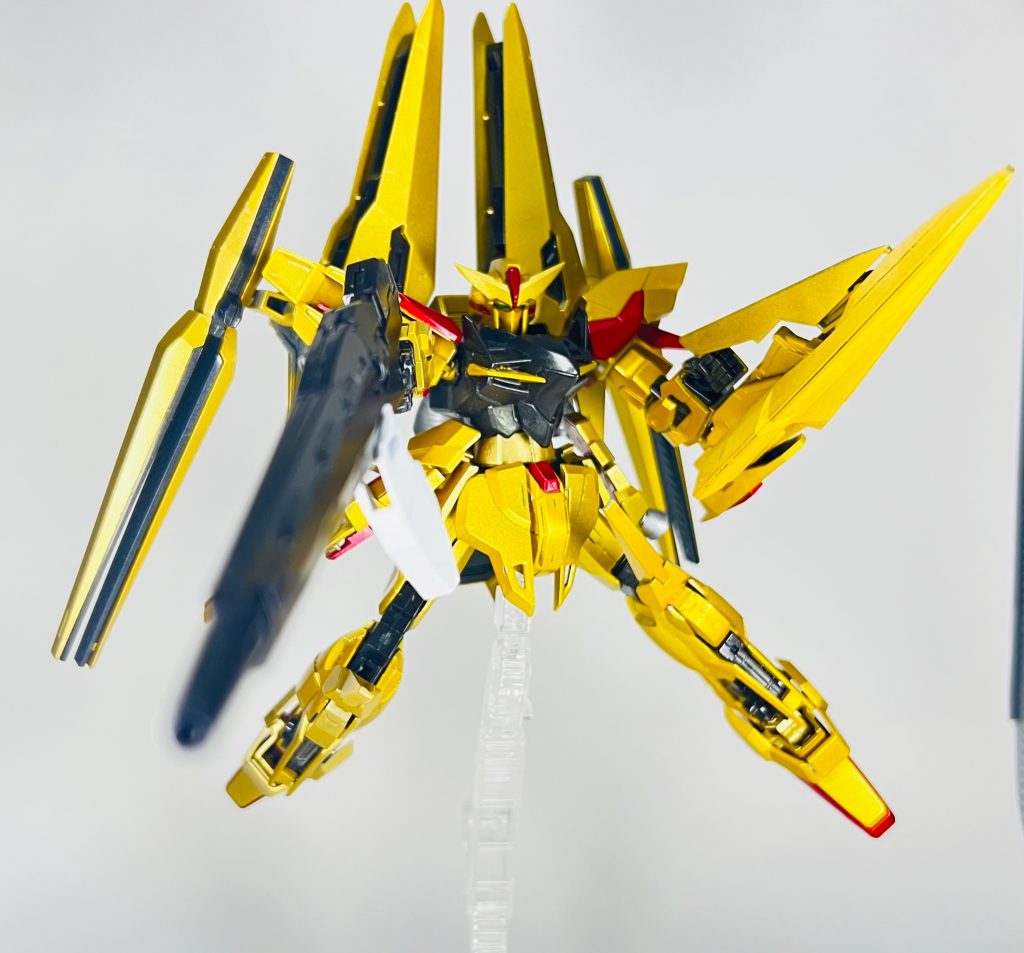 ガンダムテルティウムデルタ　耀（かがや）