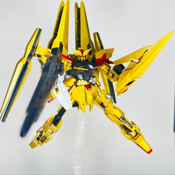 ガンダムテルティウムデルタ　耀（かがや）