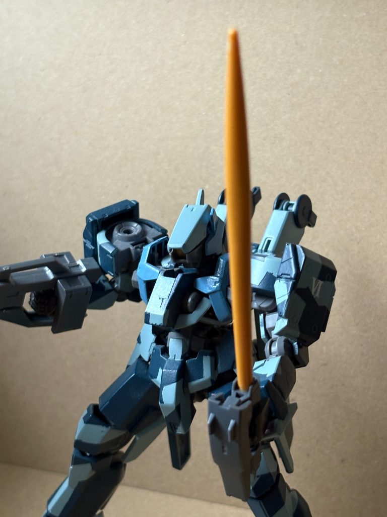 ヒート・フルーレ展開時エイハブリアクターのエネルギー伝導機構を駆使したヒート武装、ヒート・フルーレレギンレイズに採用はされなかったが、近接戦、特に刺突に際して無類の強さを見せつけた。