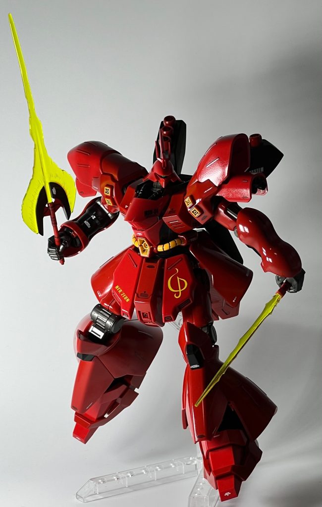 デカールはオリジナルの配置で貼りました。