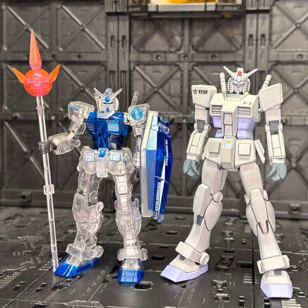 トライアルキットより小さいのにフレームがしっかり作りこまれてるの凄いですね。しかもめちゃくちゃよく動く。1500円と高いガシャポンですが手に取ると納得しますね！他の機体にあるハズレ枠のクリアが来ると泣くと思いますが…