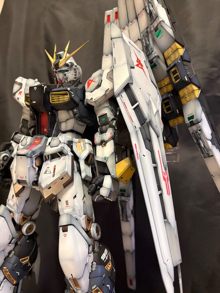PGU RX-93 νガンダム–3枚目/制作者：姫パパ