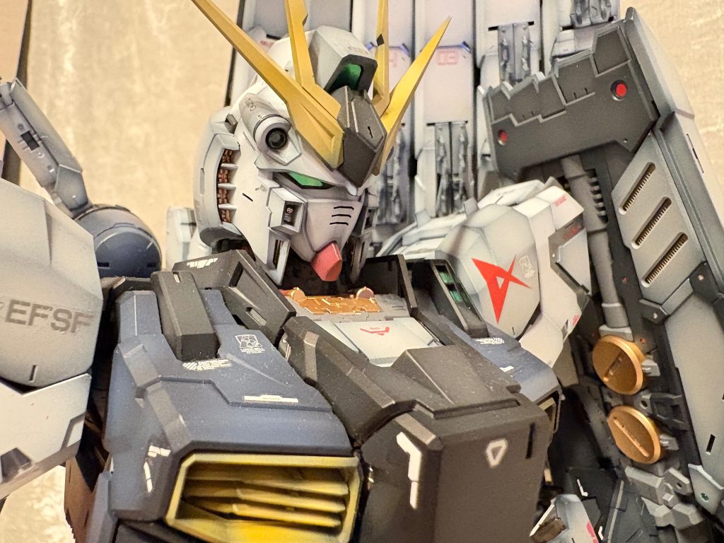 PGU RX-93 νガンダム–4枚目/制作者：姫パパ