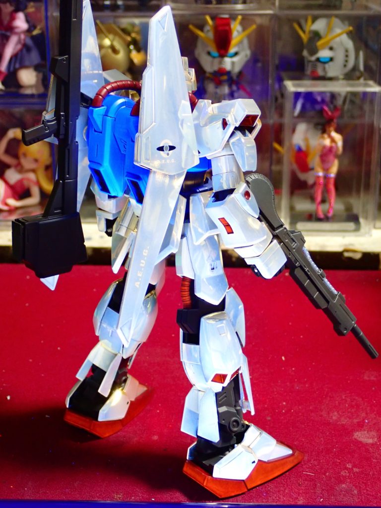 後ろ