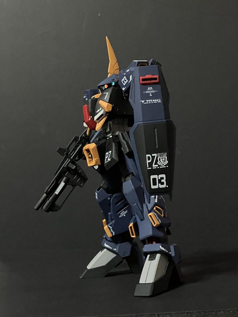 作品名：1/144 HGUCバーザム改 プチ改修したので写真載せ替えました。フロントスカート平滑化、2mm延長。ペズン防衛隊デカール改修。