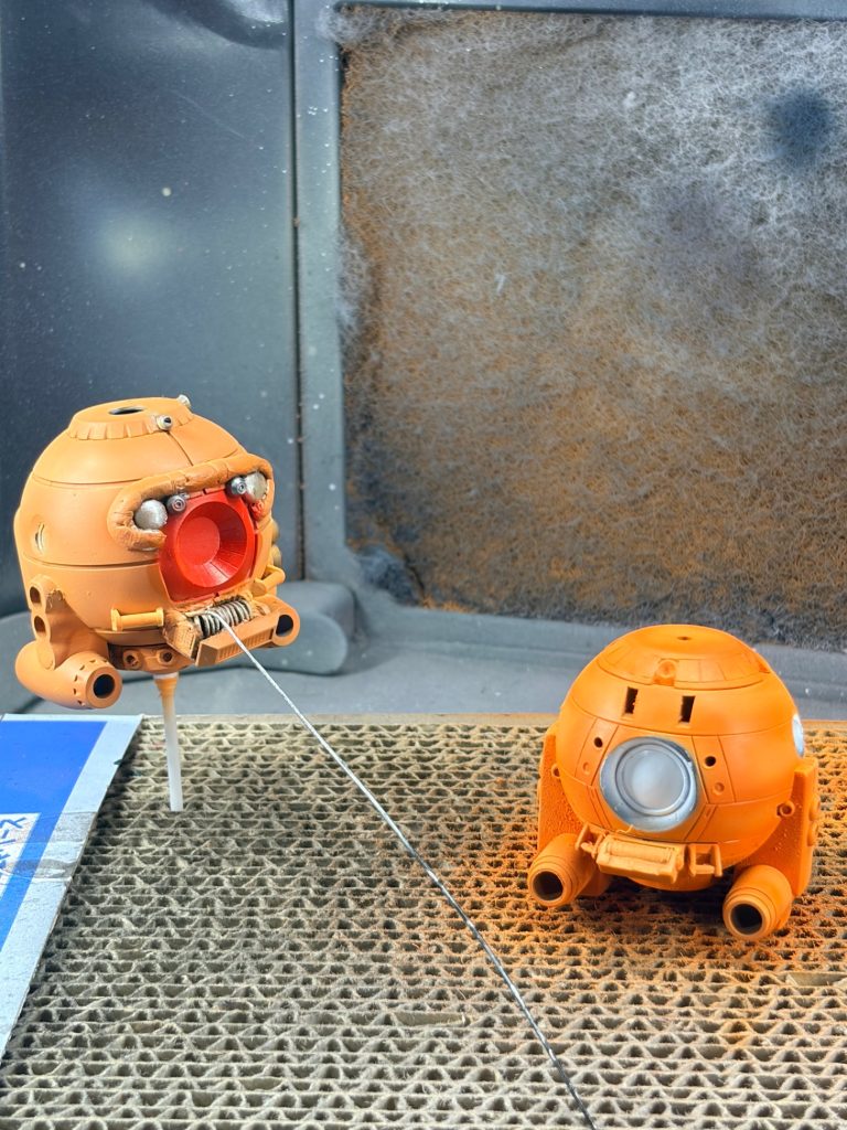 ボール(青)からエポキシパテ使って作り出したら08ボール売ってたので迷わず購入しました。