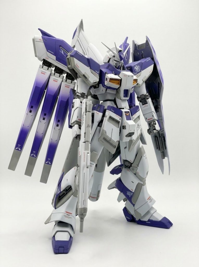 MG HI-νガンダムver.K.a. スタイル改修、全塗装–3枚目/制作者：tOshi76