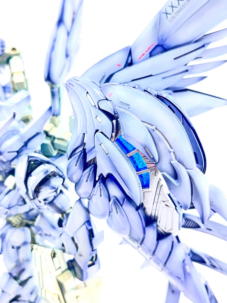 本来のキツいグラデーションの黒の部分にパールが乗ってる感じですね😍白にもしたかったしパールも目立たせたかったし。。と考えた結果です🤩