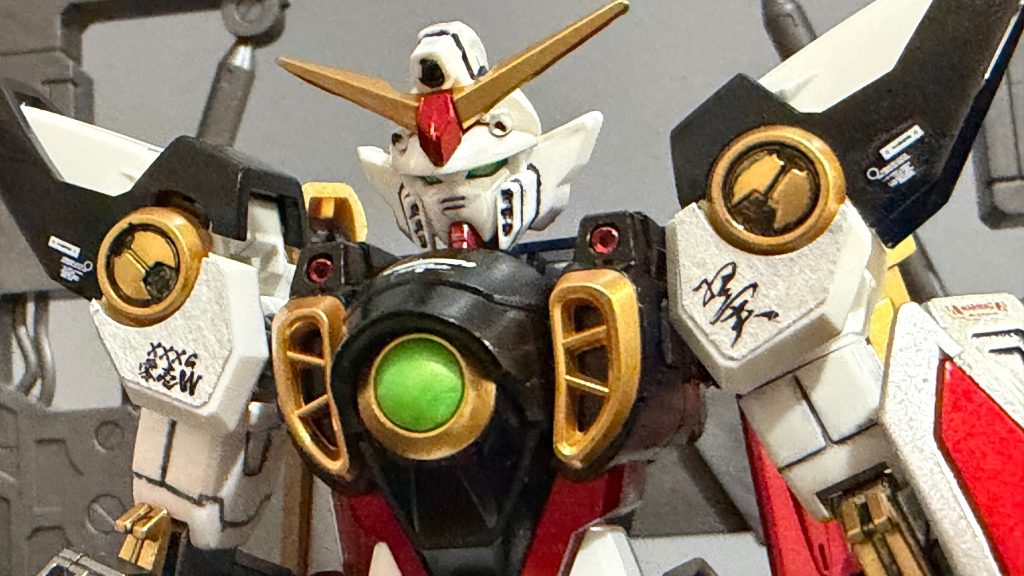 肩に翼ってありますwなんか肝心の浮世絵部分がそれほど目立ってはない感じwウイングのとこの鷹のシールがもうちょい頑張るかと思ったのですがEGは最初で最後かな〜また変わったのでるのに期待かな