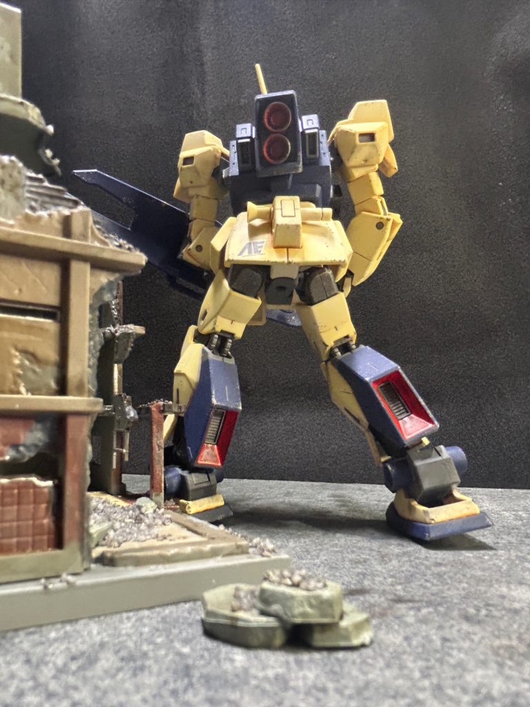 連邦軍でネモを拝領した事は彼のMSパイロットとしての栄誉であった。