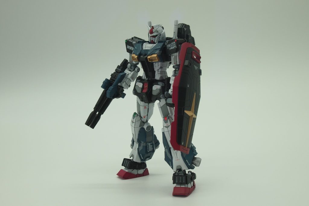装備を装着した状態です仮組み→表面処理→サーフェス→本塗装→デカール→トップコート（半光沢）で作りました。色分けが大変だった。。。