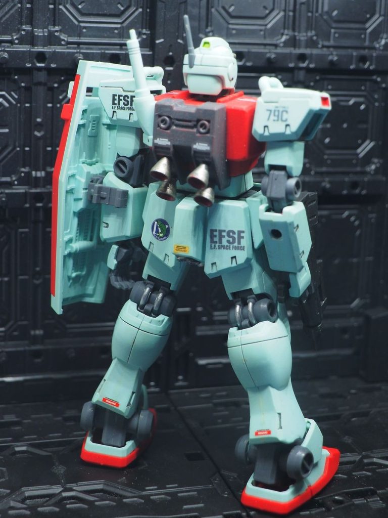ランドセルはグレーで塗装しました(gundam-kao6)