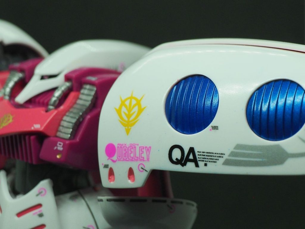 失敗したのが黄色のジオンマーク(zaku-kao4)どうせなら金色にすれば良かったと後悔(zaku-kao4)今回も見て頂きありがとうございました(zaku-kao5)
